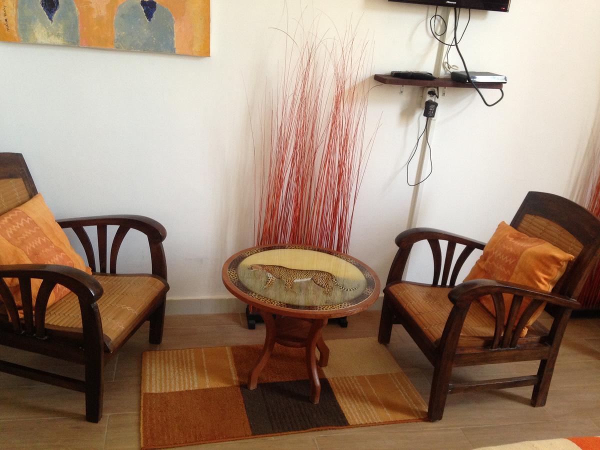 Nyeleni Maison Sahel Дакар Экстерьер фото